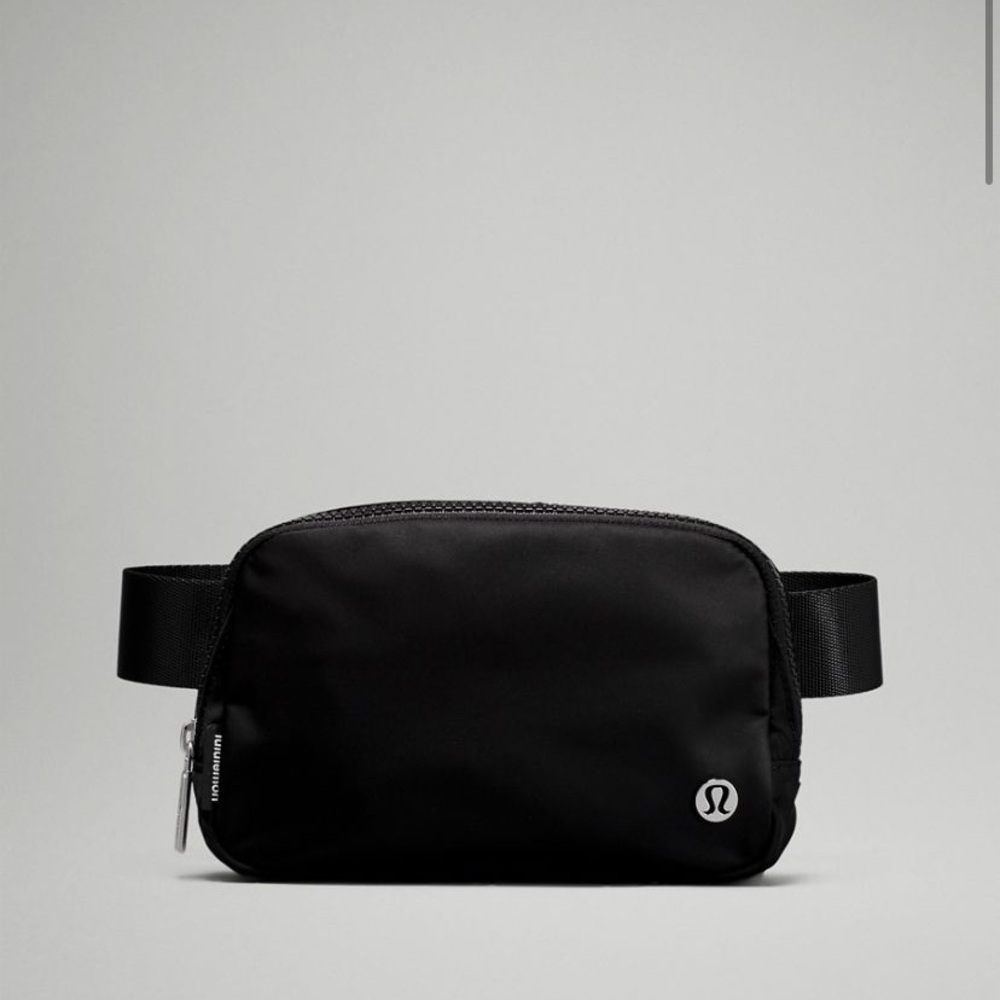 LULULEMON Belt Bag